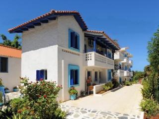 Primavera & Aparthotel Malia (Crete)