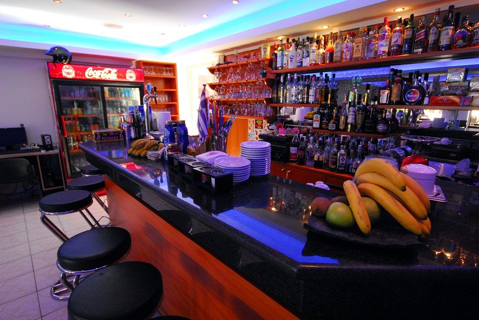 Acropolis Aparthotel 3*