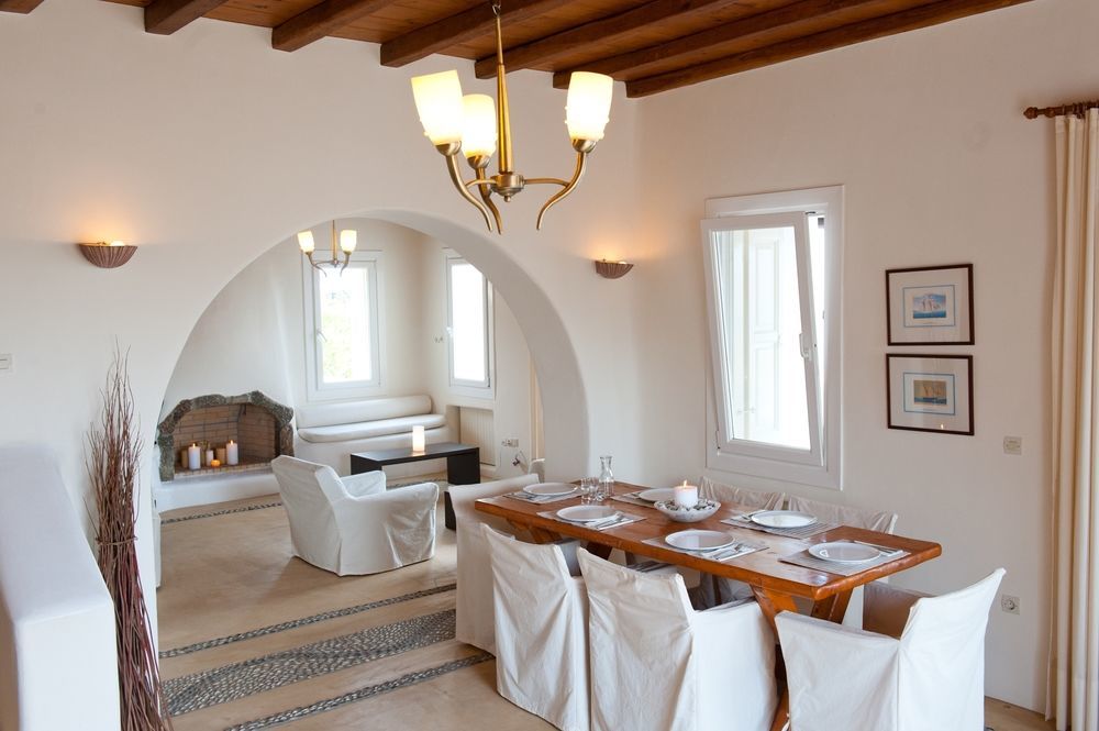 Alexander Mykonos * Panormos (Mykonos)