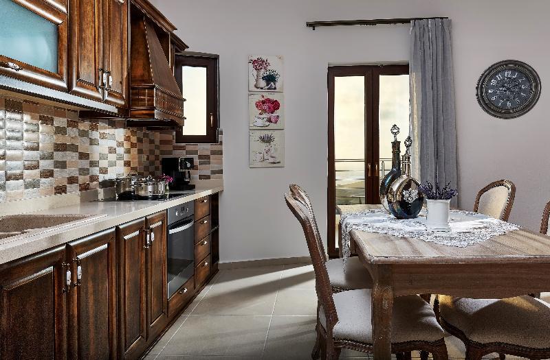 Orelia Cretan & Deluxe Kamilari