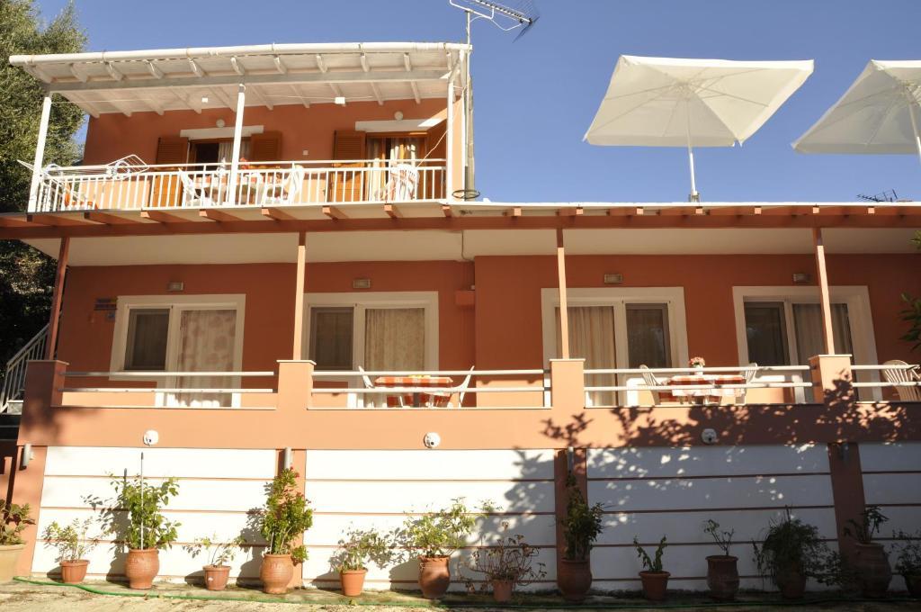 Paraskevi Apartment *