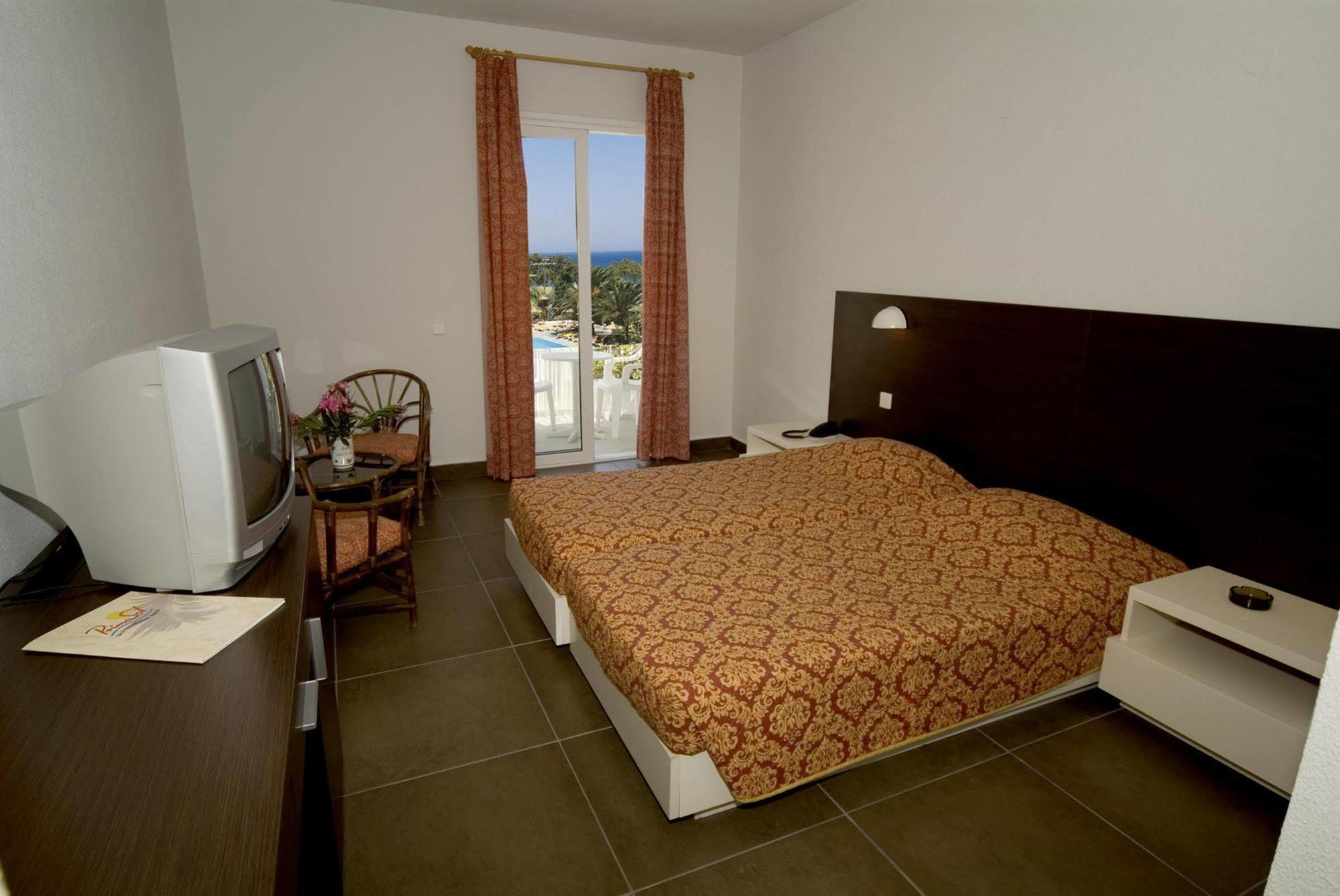 Hotel Blue Lagoon Ocean 4*