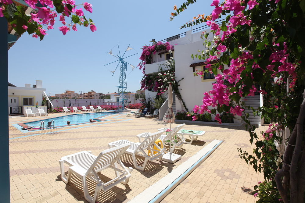 Paul Marie Aparthotel 2*