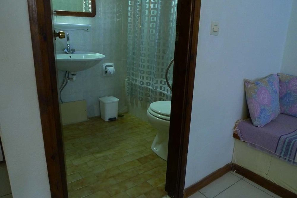 Rea Hotel Stavros (Crete)