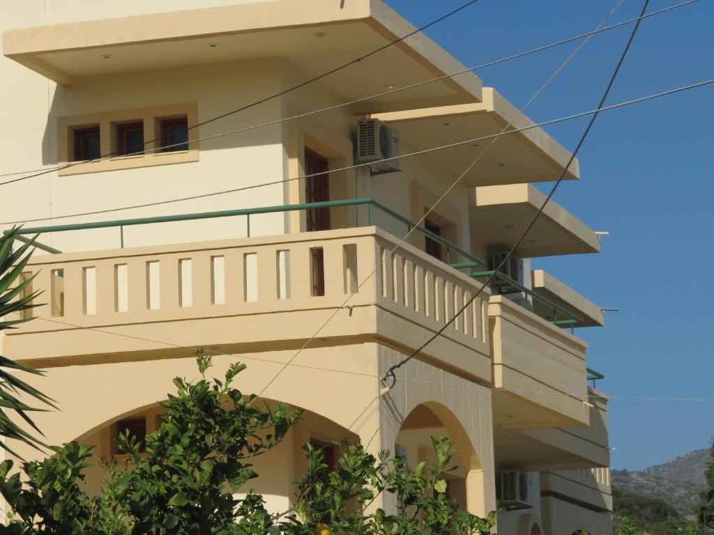 La Luna Aparthotel