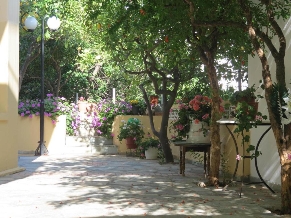 Aparthotel La Luna Stalida