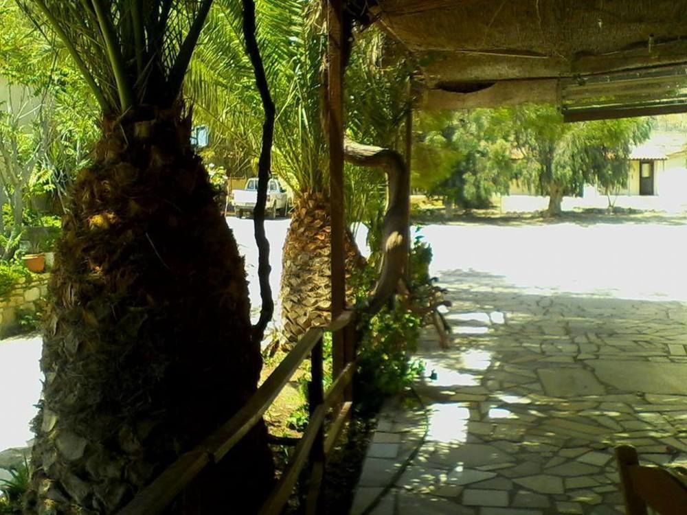 Aparthotel Sfinias