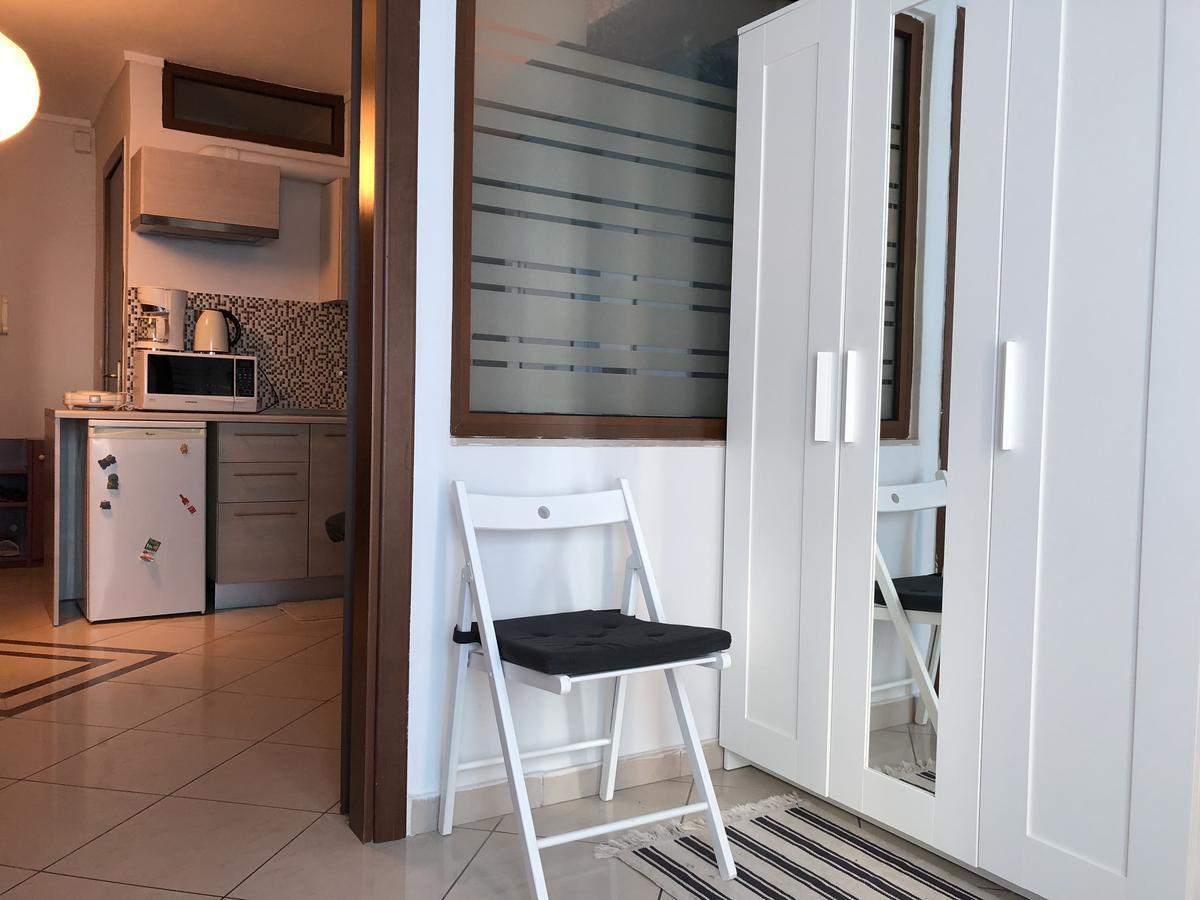 Office-studio Theoxaris Apartment *
