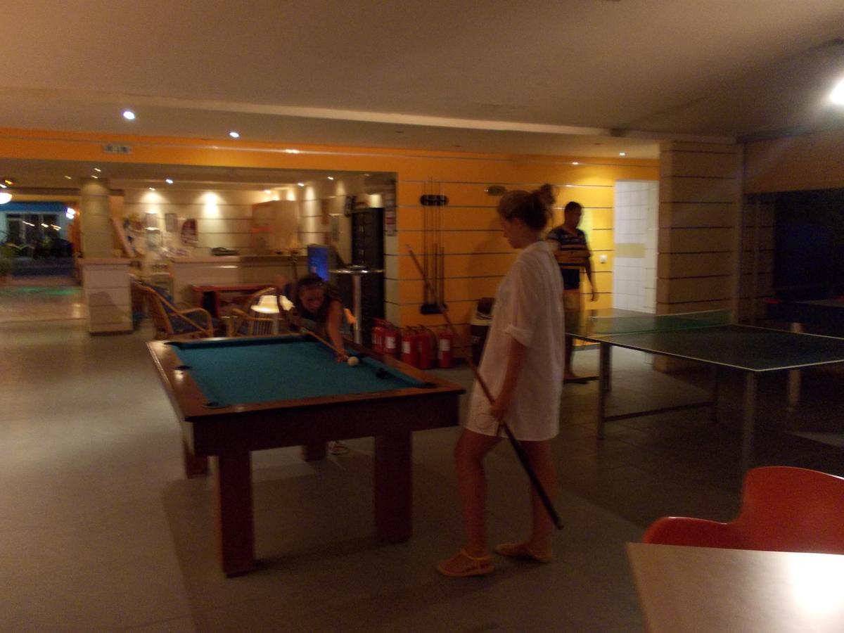 Gardens Aparthotel Kavos