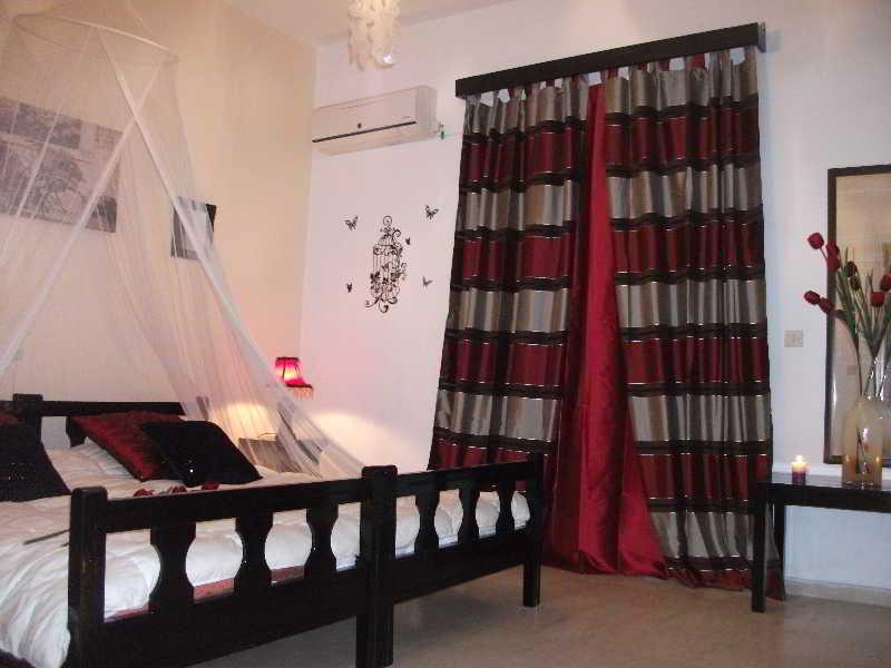 Apartment V.a Boutique And *