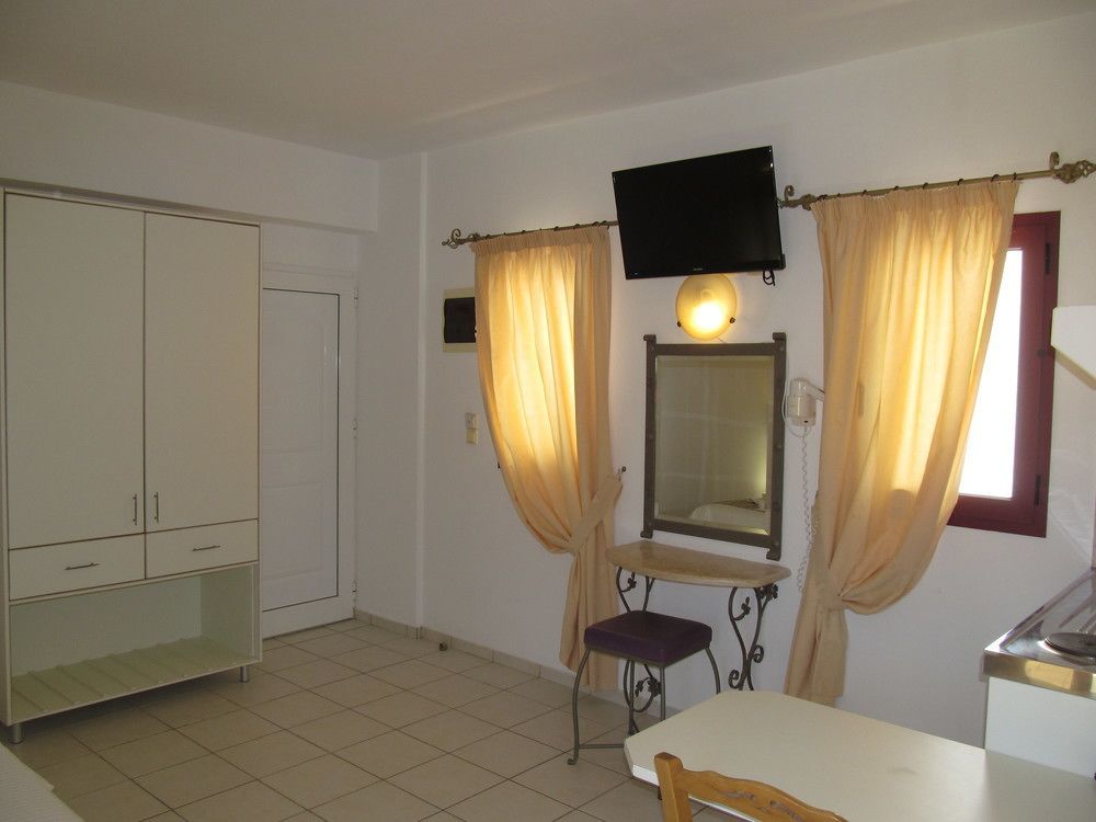Bella Elena By Estia Aparthotel 3*