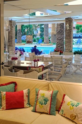 Drossia Palms And Nisos Aparthotel Malia (Crete)