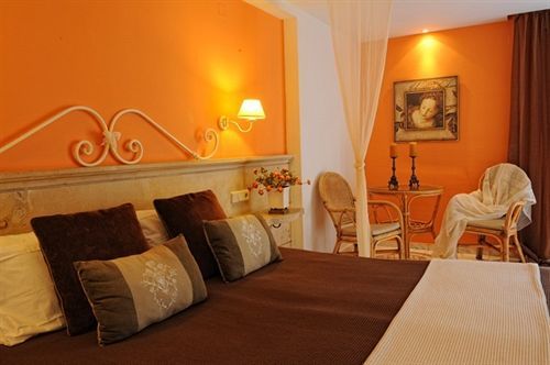 Drossia Palms And Nisos Aparthotel