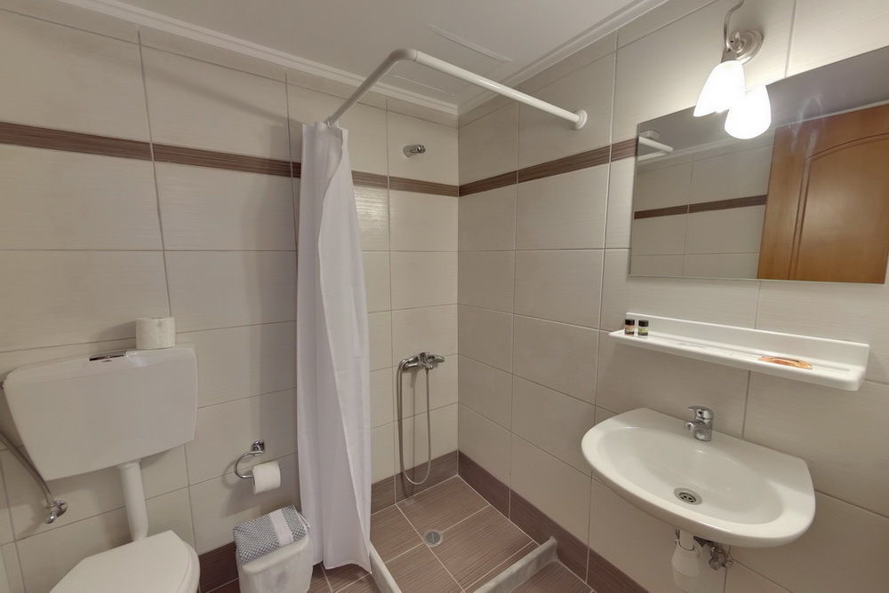 Hotel Marirena 3*