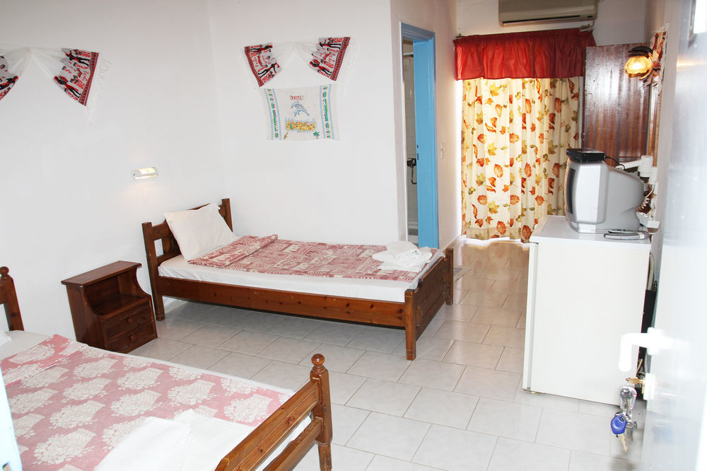 Hotel Roxani