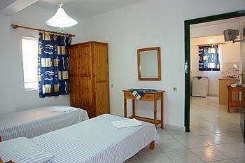 Apartment Studios Castro Toroni