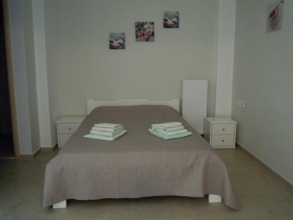 Petaloudes 2 Apartment *