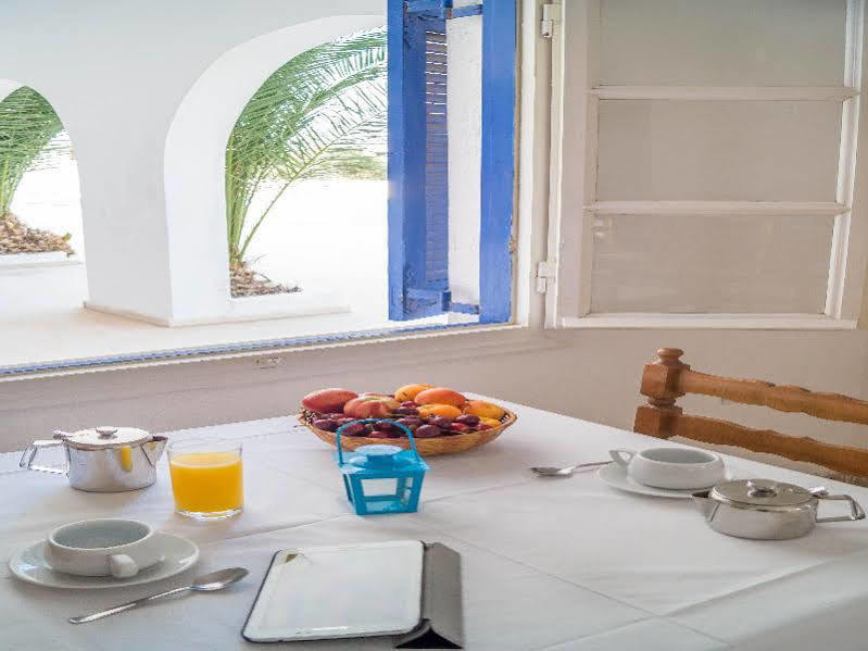 Monolithos Hotel 2*