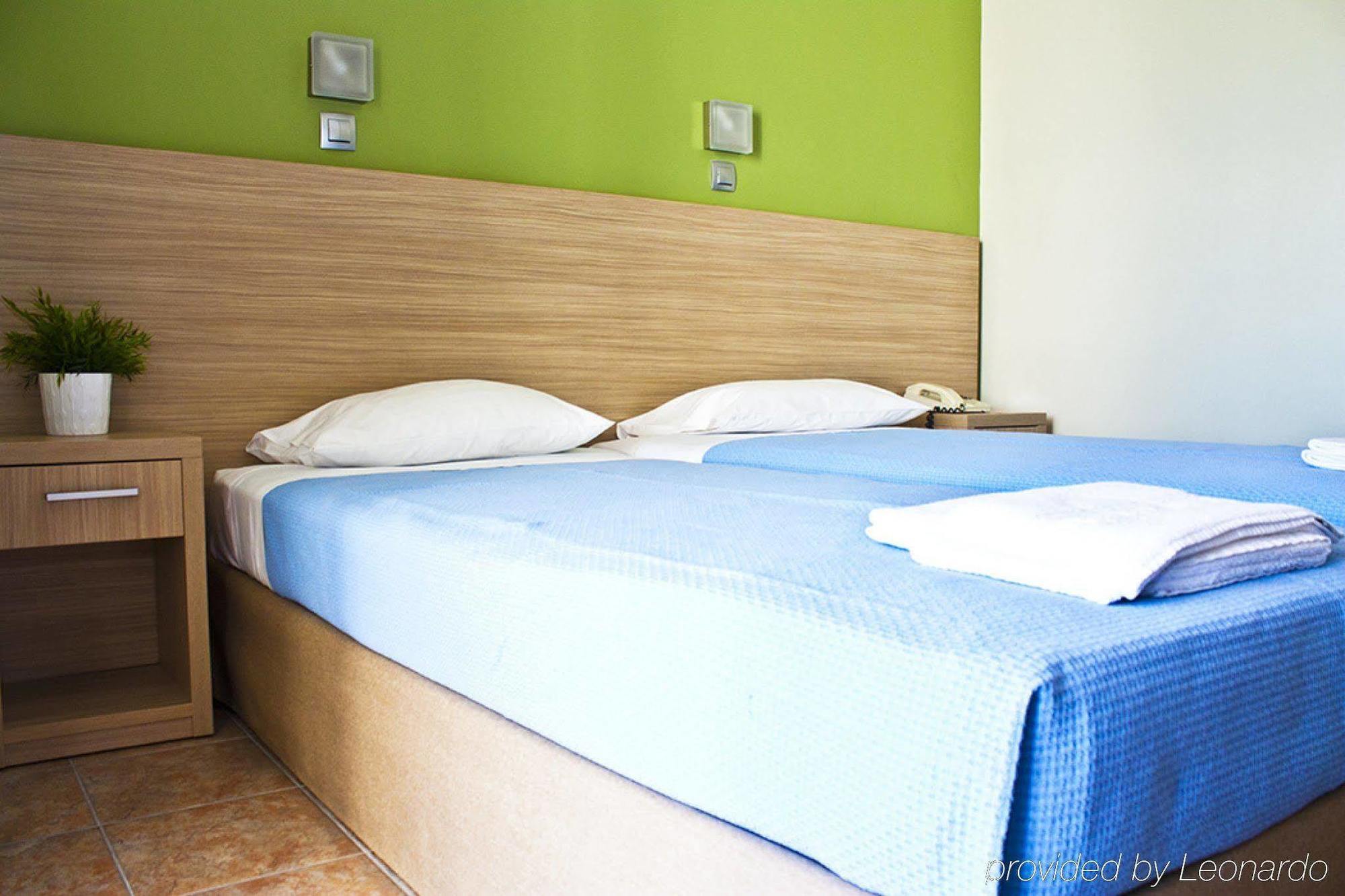 Mavridis 3* Flogita