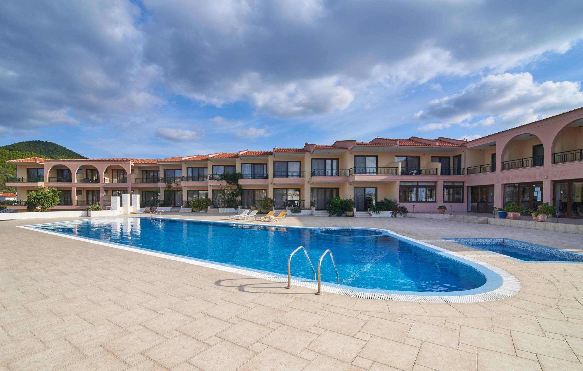 Blue Sea 3* Toroni