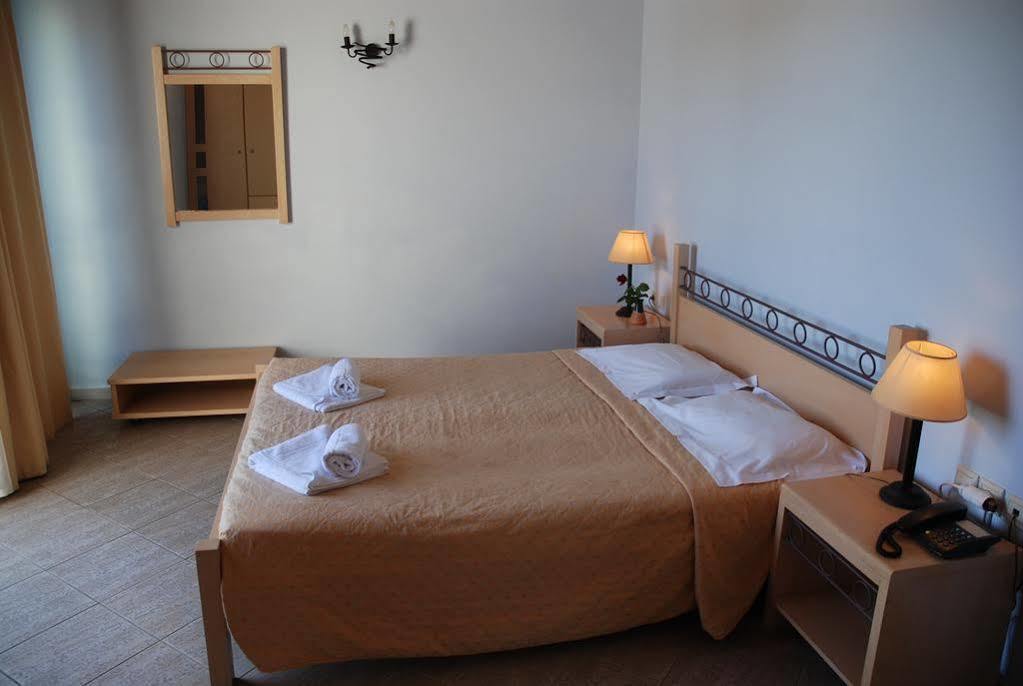 The (adults Only) Hotel