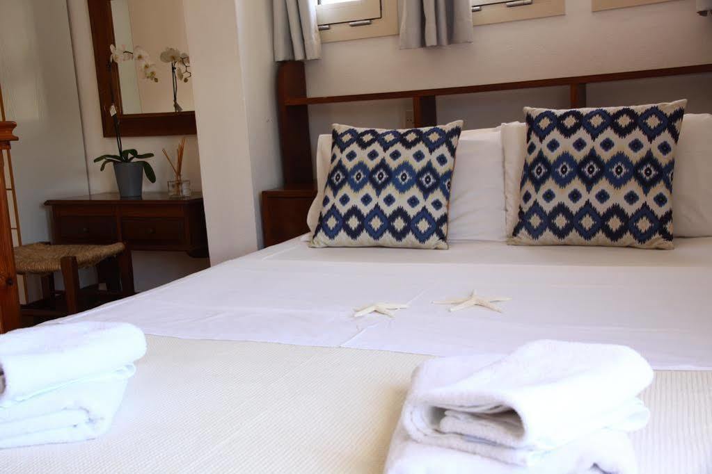 The (adults Only) Hotel