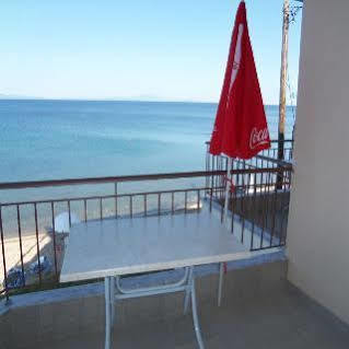 Apartment Elena Nea Poteidaia