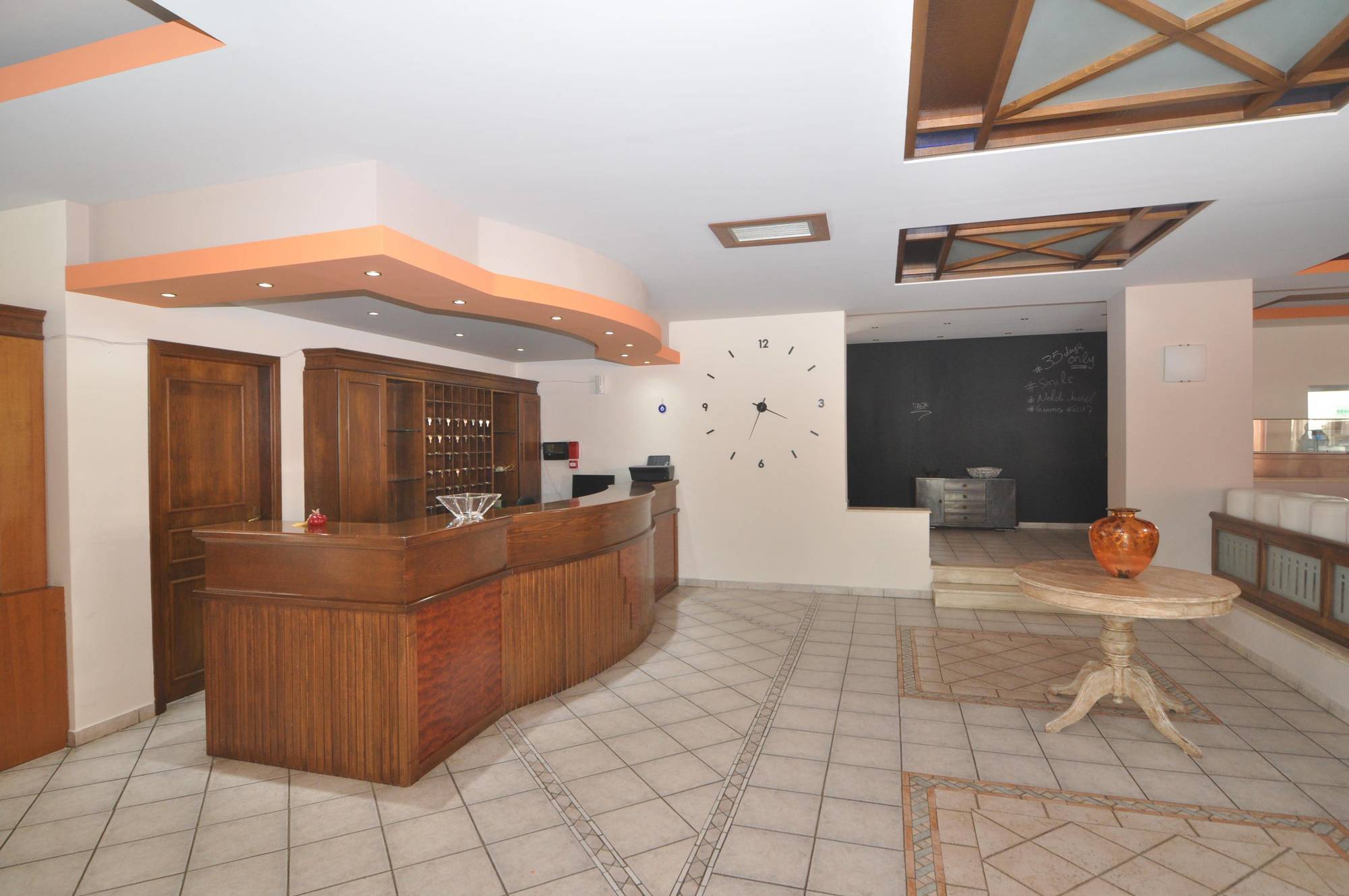Hotel Nefeli 4*