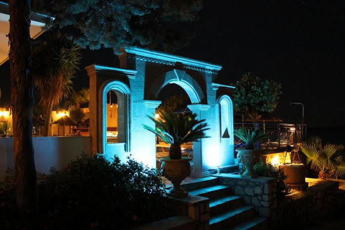 Hotel Ilyssion 2*