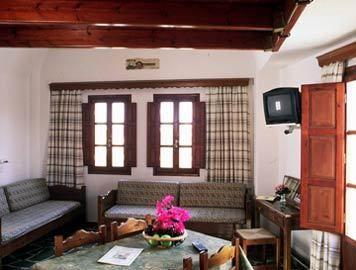 Smaragdi Hotel