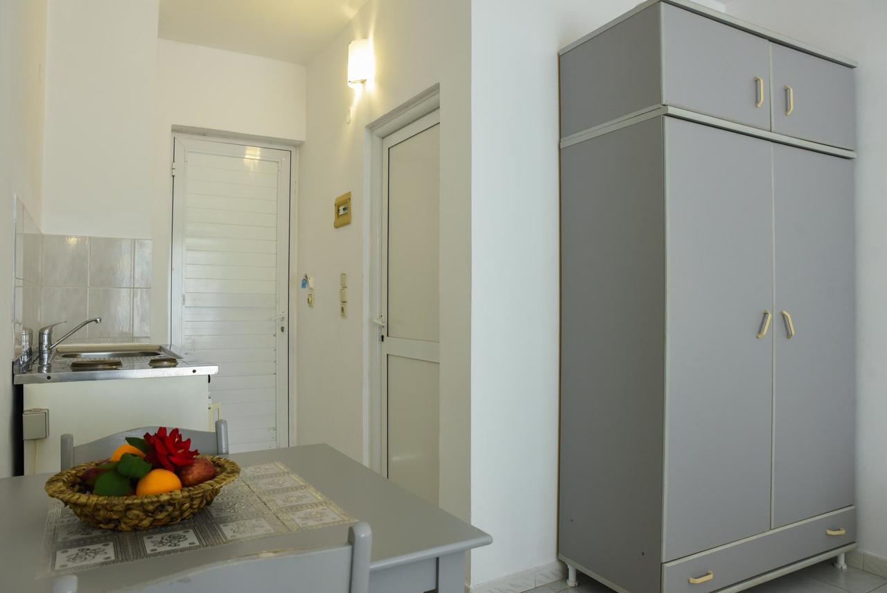 Lagonas Aparthotel