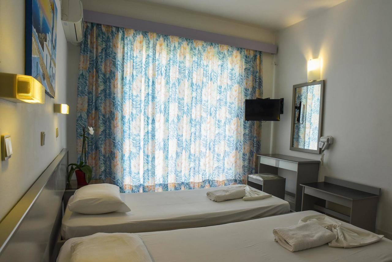 Aparthotel Lagonas