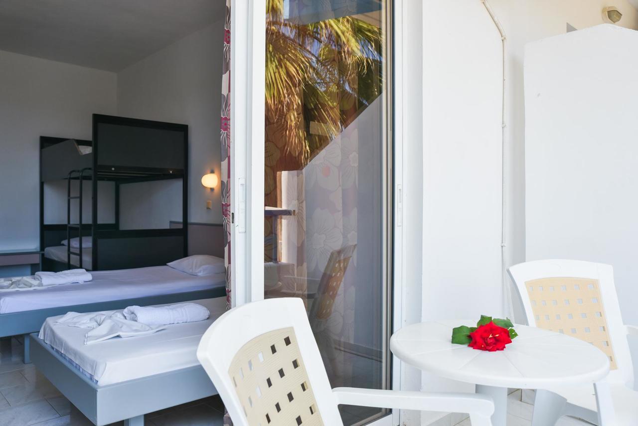Aparthotel Lagonas
