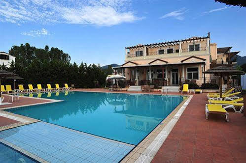 Thinalos Aparthotel