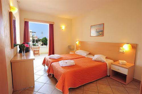Thinalos Aparthotel