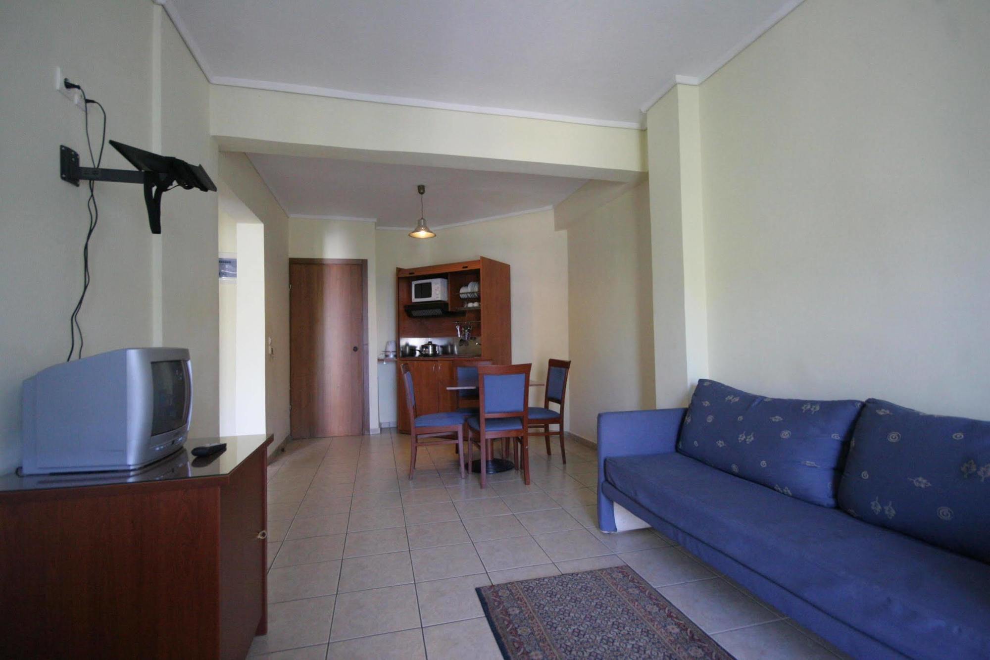 Theodorou Aparthotel Psalidi (Kos)