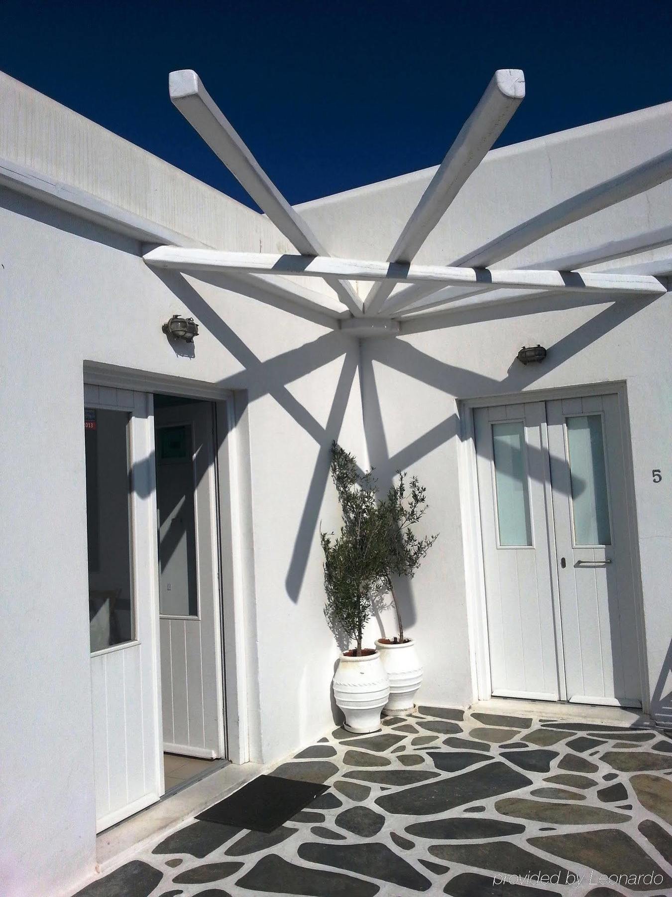 Guest house White Myth