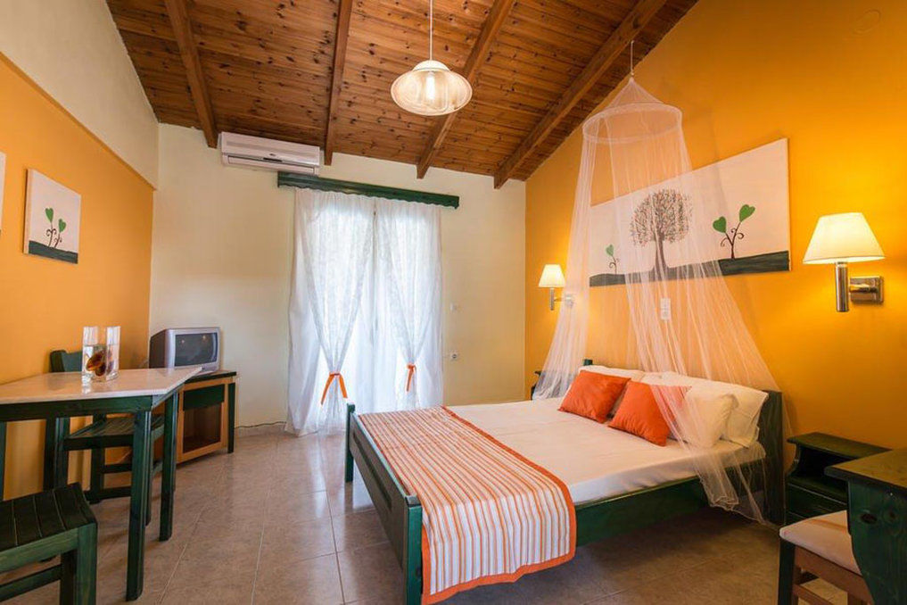 Two Brothers & Apts Aparthotel