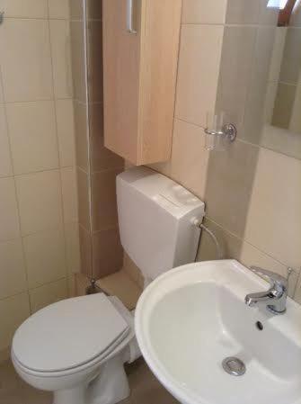 Guest house Aretoussa 3*
