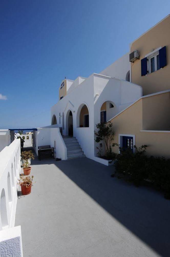 Aparthotel Kavallaris & 2*