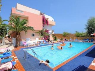 Aparthotel Primavera &