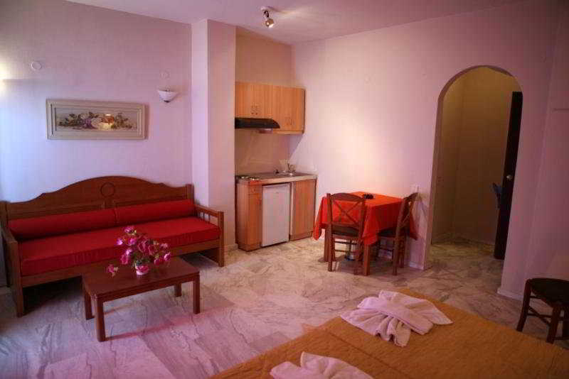 Aquarius Boutique 2* Rethymno (Crete)