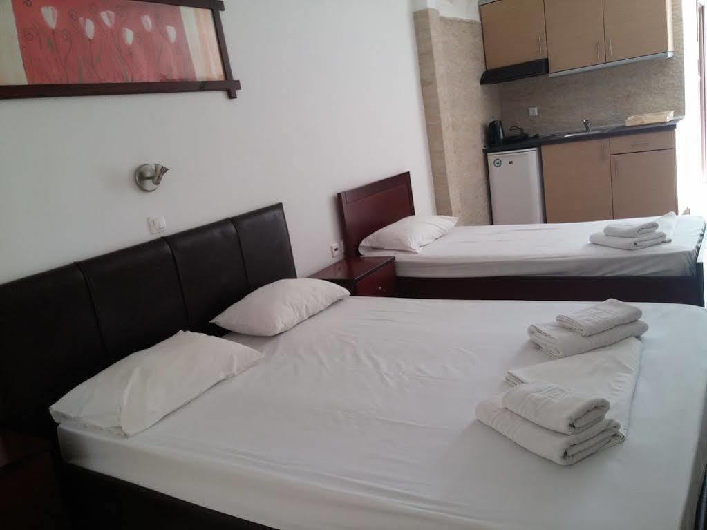 Melis Studios Kallithea (Chalkidiki)