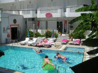 Aparthotel Elite 3*