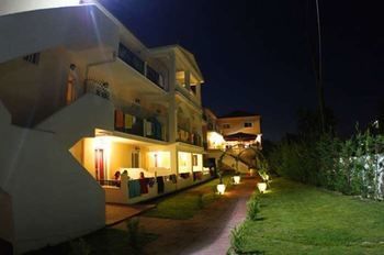 California - Adults Only 4*