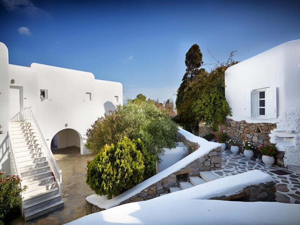 Seaside By Belvedere Hotel 2*