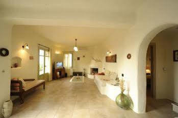 Thimonies Apartment *