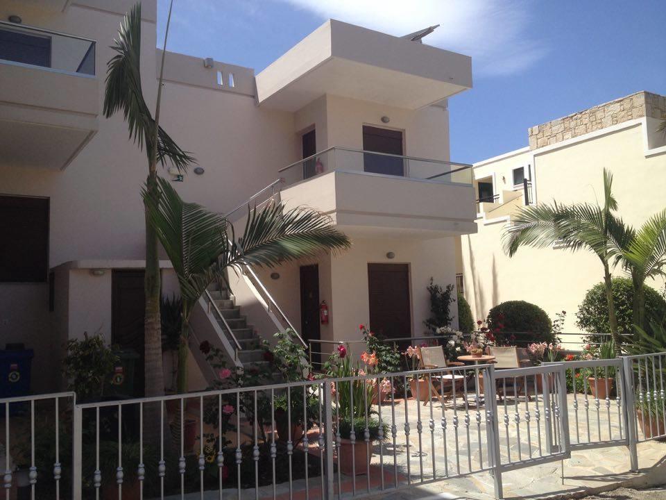 Kallitsakis Aparthotel 3*