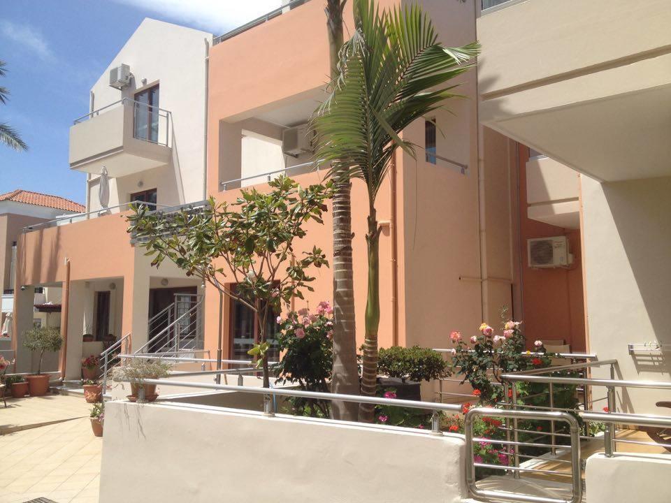 Kallitsakis Aparthotel 3*
