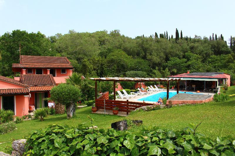 Apartments Despina * Sinarades